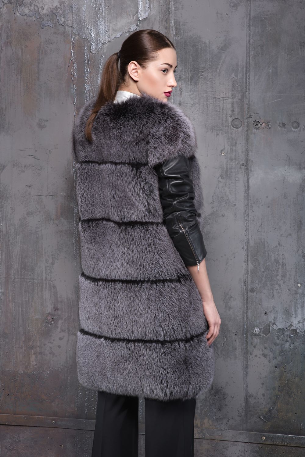 Fur coat  "Shake"